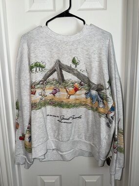 Winnie the Pooh & Friends Light Gray Scenic Sweatshirt